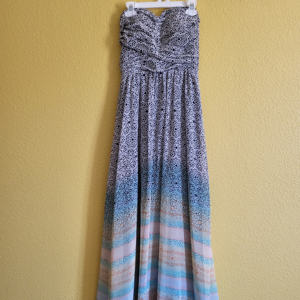 Jessica Simpson Long Strapless Patterned Dress